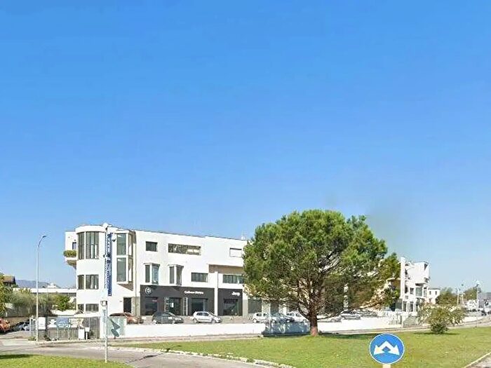 Appartamento quadrilocale in vendita in Via dei Longobardi, Benevento