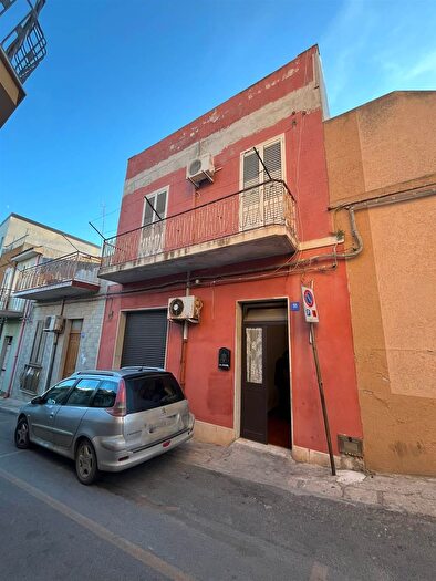 Casa con 5 locali in vendita in Via Vittorio Veneto, Pachino