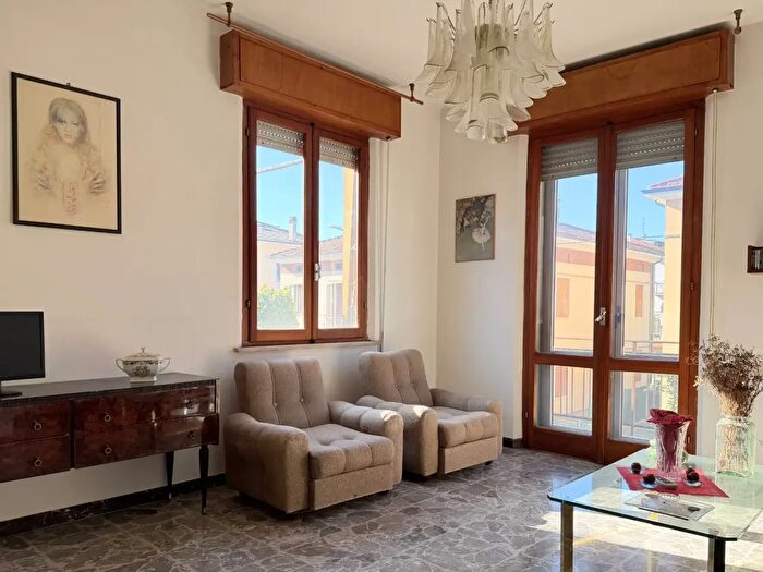 Appartamento quadrilocale in vendita in Via Ferraris, Pesaro