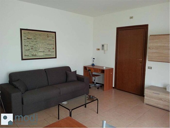 Appartamento monolocale in affitto in Semicentro, Crema