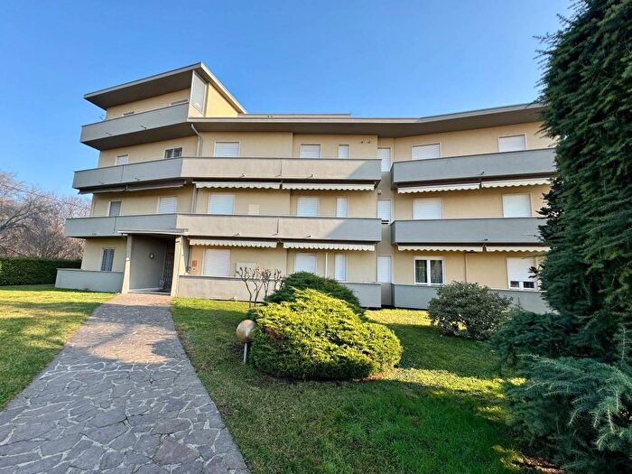 Appartamento trilocale in affitto in Brembo Mariano, Dalmine