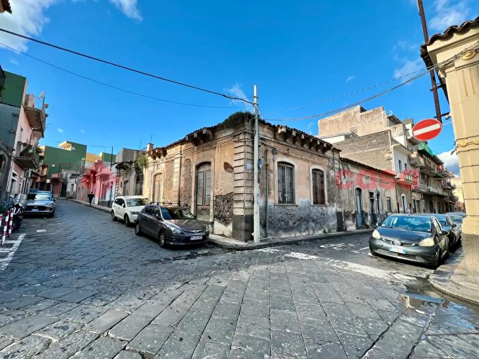 Casa con 5 locali in vendita in Via Vittorio Veneto, Misterbianco