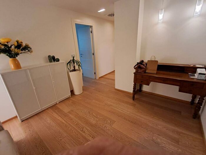 Appartamento con 6 locali in affitto in Mestre, Venezia