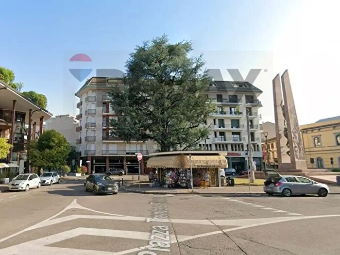 Appartamento trilocale in vendita in Piazza Trento E Trieste, Busto Arsizio