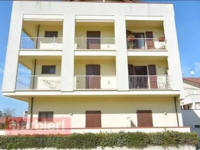 Appartamento trilocale in vendita in Via Castiglione F, Cervia