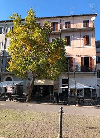 Appartamento bilocale in affitto in Piazza Martiri della Libertà, Centro, Poggio Mirteto
