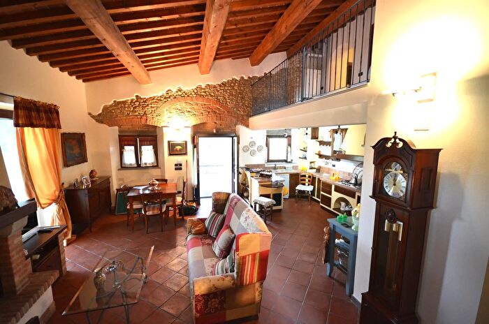 Casa con 5 locali in vendita in Via Martiri di Bologna San Casciano in Val di Pesa, San Casciano In Val Di Pesa
