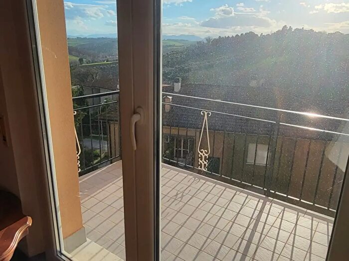 Appartamento con 5 locali in vendita in Ostra