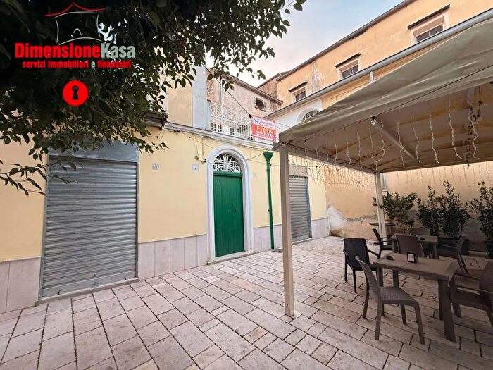 Appartamento trilocale in affitto in Piazza Vittoria, Saviano