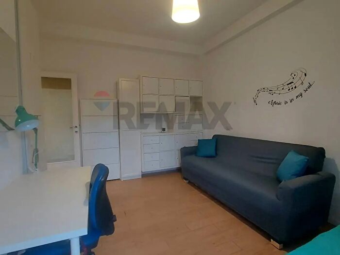 Appartamento bilocale in vendita in Via Piave, Varese