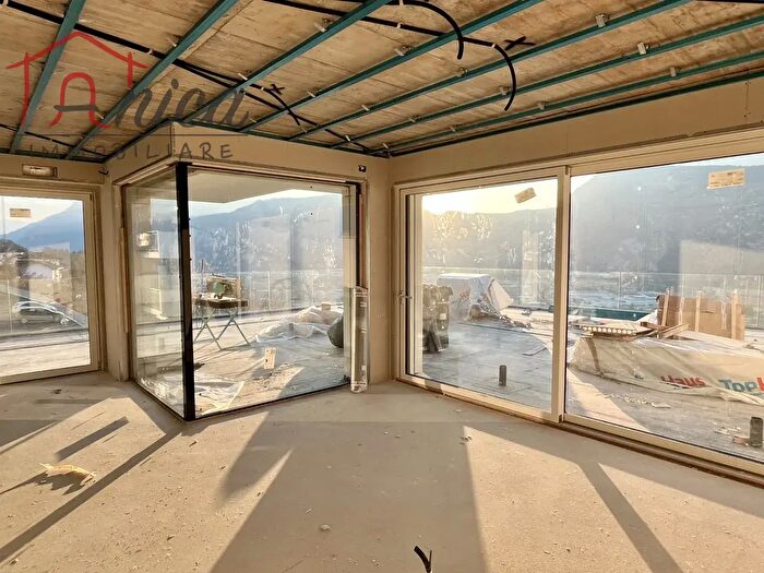 Appartamento con 5 locali in vendita in Via delle Tre Croci, Trento