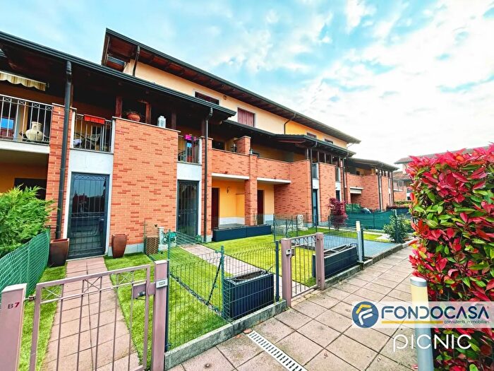 Case in Vendita e in Affitto - 2