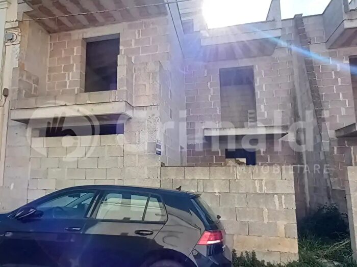 Casa con 5 locali in vendita in Via Mazzini, Ugento