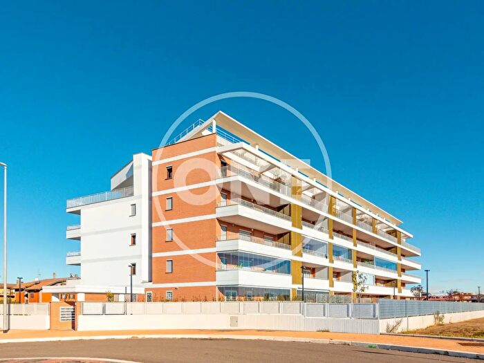 Appartamento trilocale in vendita in Via Aspromonte, Roma
