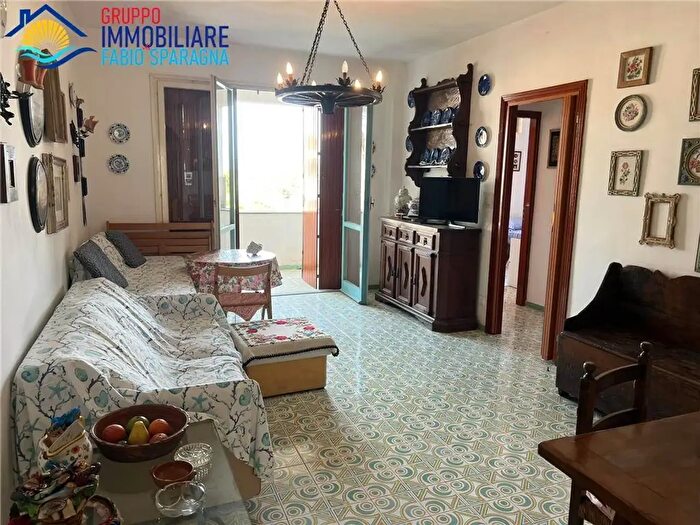 Appartamento con 5 locali in vendita in Via degli Oleandri, Sessa Aurunca