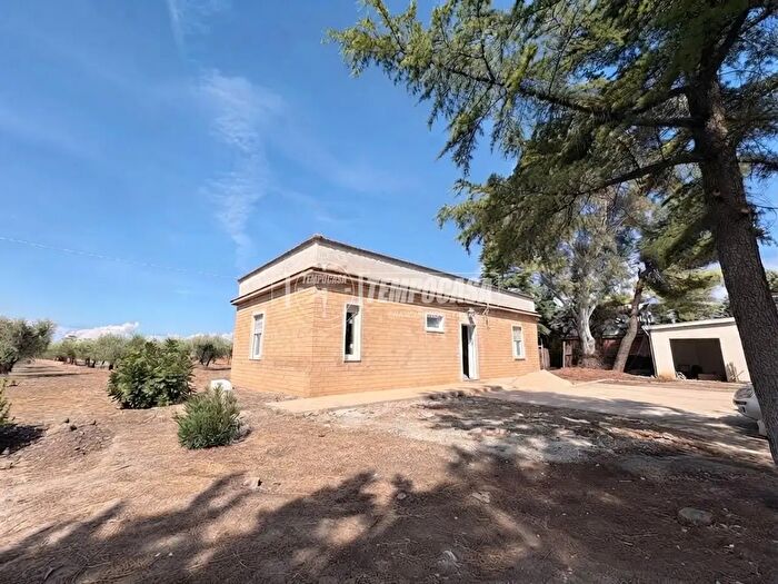 Appartamento trilocale in vendita in Strada Statale, Foggia