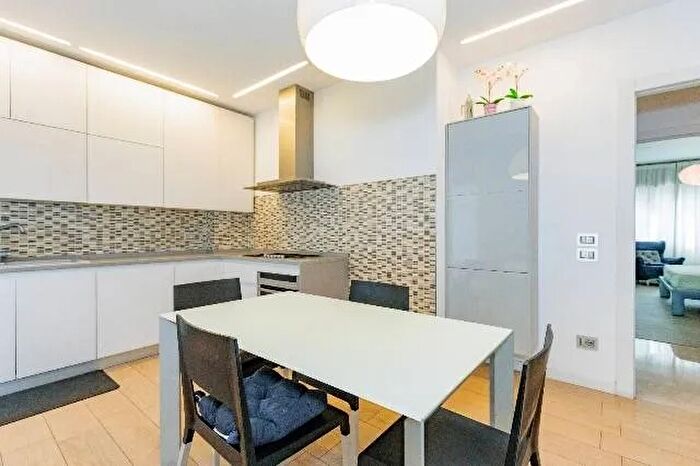 Appartamento con 5 locali in vendita in Via Cappuccina Venezia, Venezia