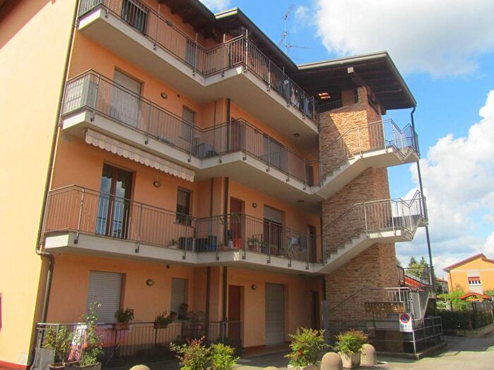 Appartamento bilocale in affitto in Via Ginevrina da Fossano, Semicentro, Cantù