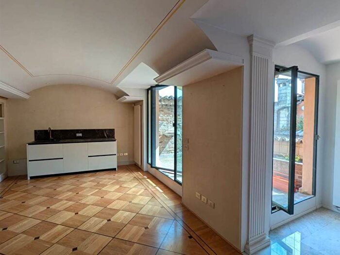 Appartamento quadrilocale in affitto in Centro Storico, Parma