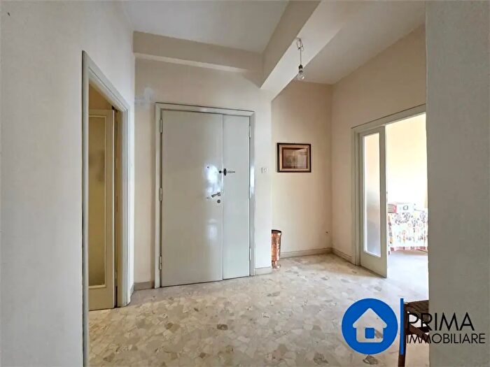 Appartamento quadrilocale in vendita in Via Medici, Terni