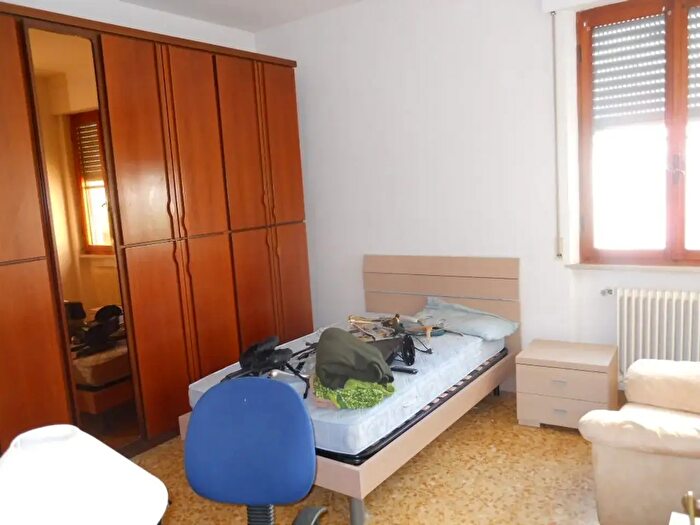 Appartamento trilocale in affitto in Pisa