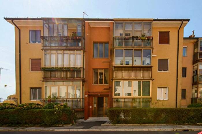 Appartamento con 6 locali in vendita in Gorizia Via Generale Papa, Gorizia