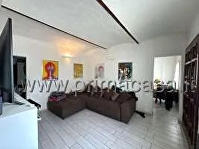 Casa con 5 locali in vendita in Via Roma, Soliera