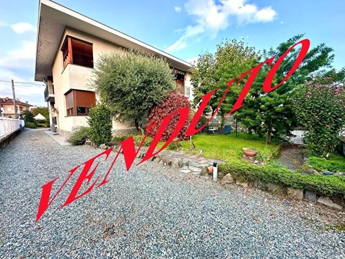 Casa con 6 locali in vendita in Via Torino, Nole