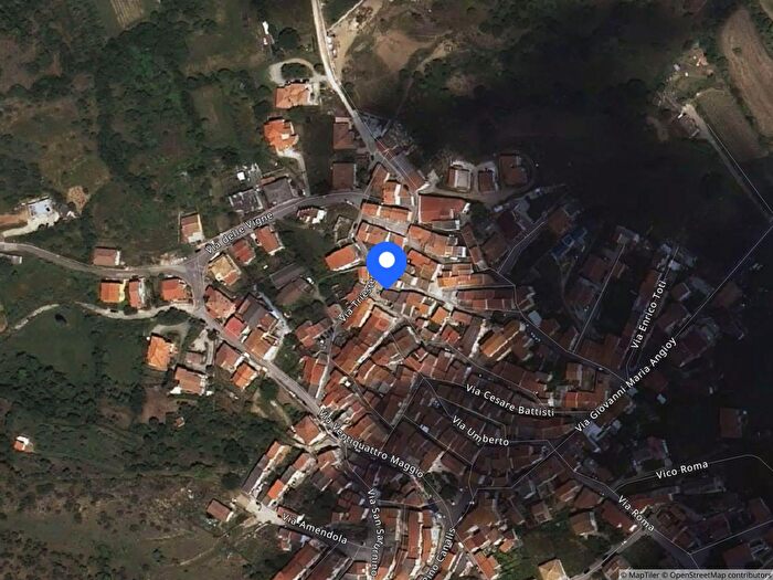 Appartamento con 7 locali in vendita in Via Trieste, Tula