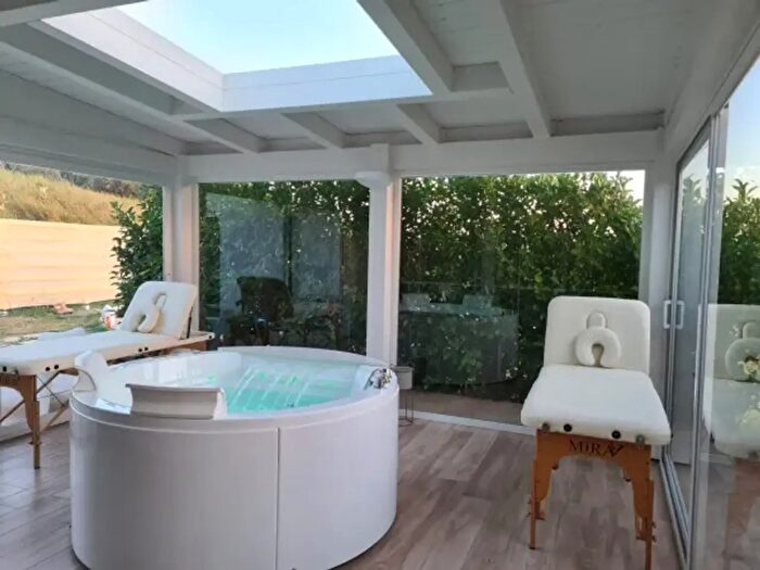 Casa trilocale in affitto in Via Caduti sul Lavoro, Catanzaro