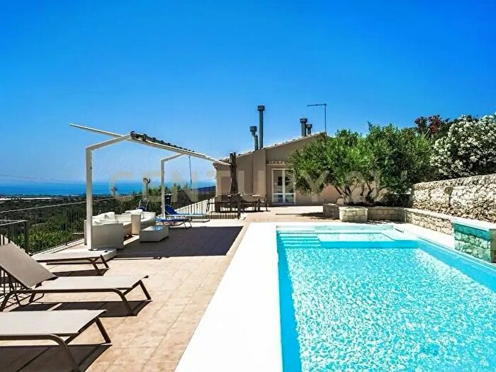 Casa con 20 locali in vendita in Contrada Pozzillo, Ragusa