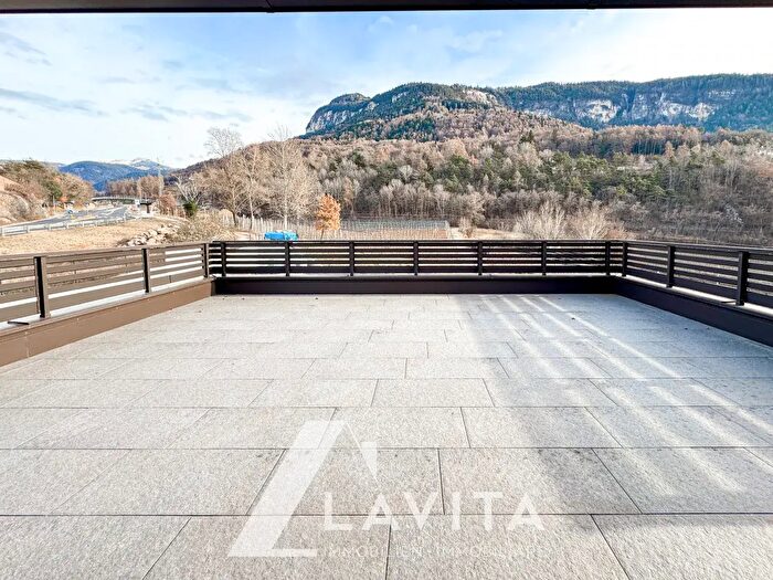 Appartamento quadrilocale in vendita in DolomitenStaatsstraße Strada Statale delle Dolomiti, Montagna