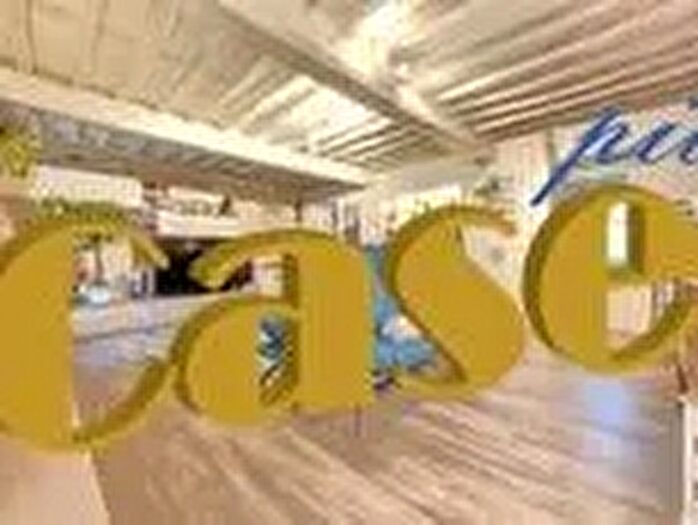 Appartamento con 10 locali in vendita in Camaiore