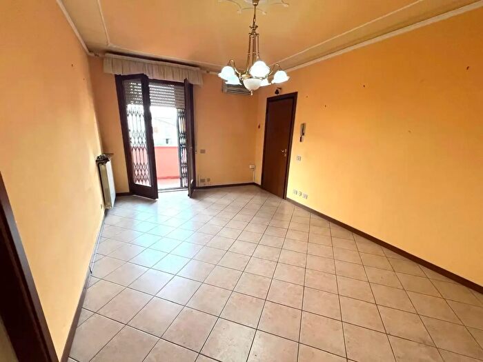 Appartamento trilocale in vendita in Via Dante Alighieri, Lucca