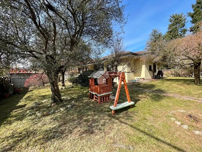 Case in Vendita e in Affitto - 2