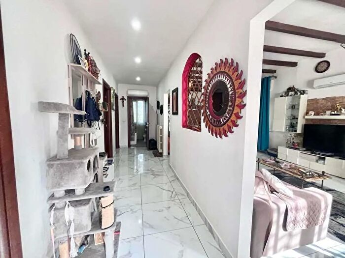 Casa quadrilocale in vendita in Castel San Giovanni