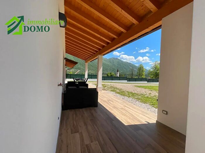 Casa con 5 locali in vendita in Via San Giorgio, Velo DAstico
