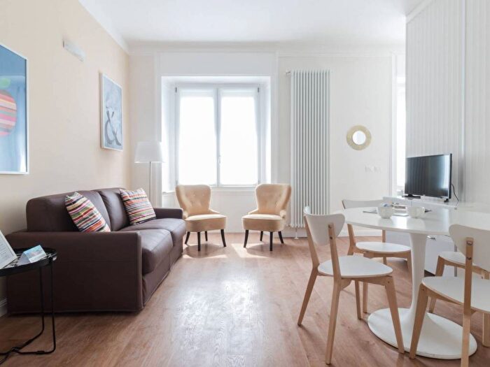 Appartamento bilocale in affitto in Viale Coni Zugna, Solari, Milano