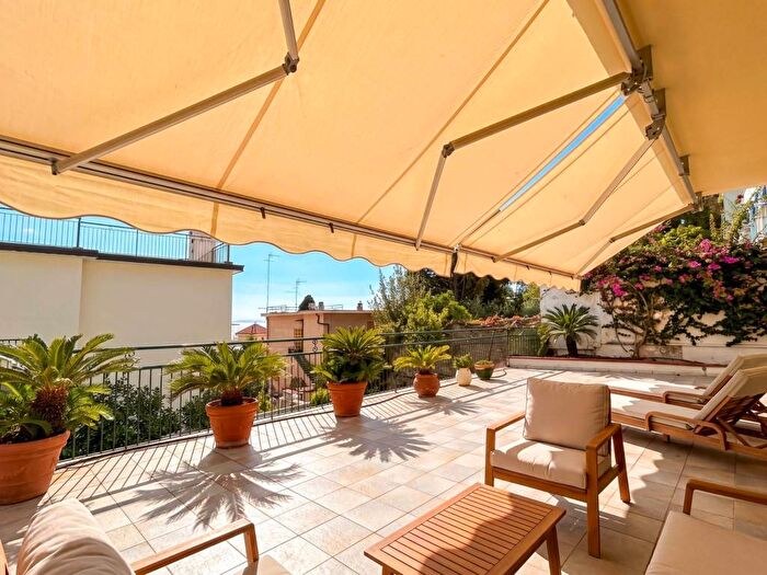 Appartamento quadrilocale in affitto in Via Cardellino, Collina Centrale Parco Fuor del Vento, Alassio