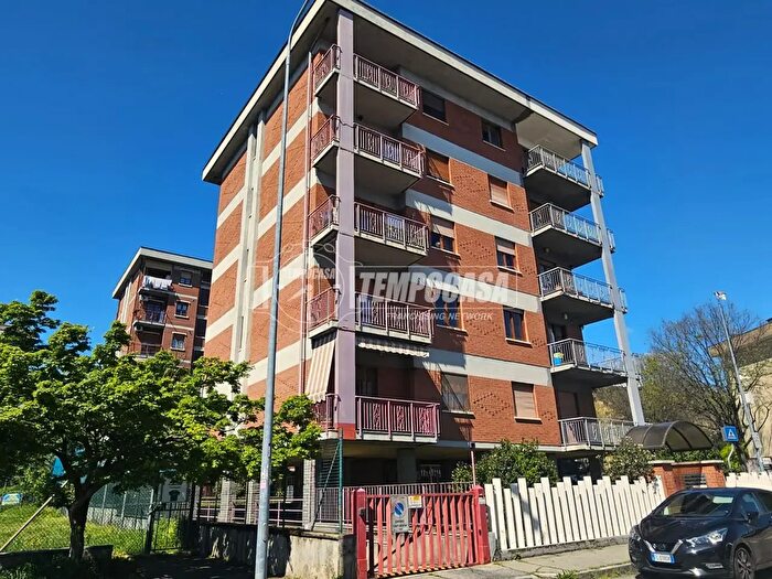 Appartamento quadrilocale in vendita in Via Alfonso Lorenzini, Collegno