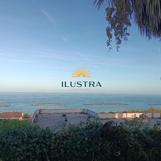 Appartamento trilocale in vendita in Contrada Montecatino a, Massignano