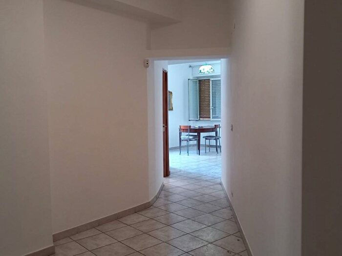 Appartamento trilocale in affitto in Via Andreotto Saracini, Ostia Ponente, Roma