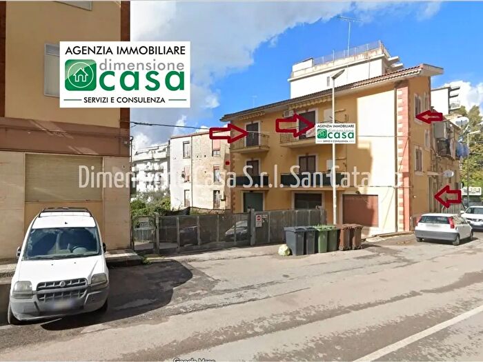 Appartamento quadrilocale in vendita in Via Ruggero Settimo, Caltanissetta