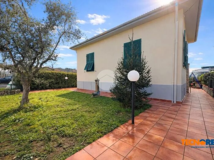 Casa trilocale in affitto in Via delle Pianazze, La Spezia