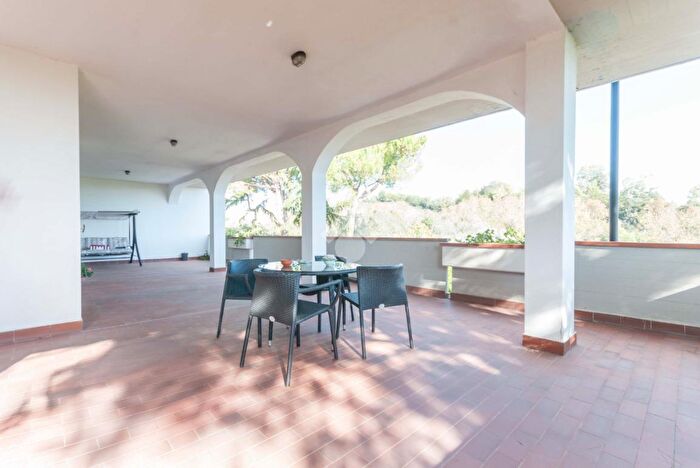 Casa con 7 locali in vendita in Contrada Solagna, Roseto Degli Abruzzi