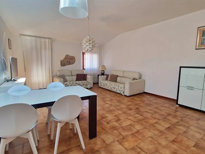 Appartamento quadrilocale in vendita in Via Pescheria Vecchia, Este