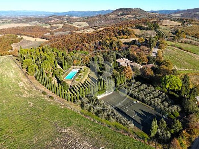 Casa con 6 locali in vendita in Località La CasaMonteguidi, Casole DElsa