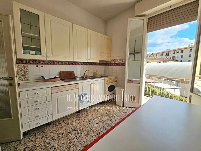 Appartamento trilocale in vendita in Verga, Firenze