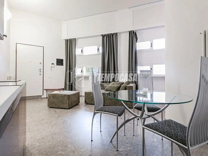 Appartamento monolocale in vendita in Via Derganino, Milano