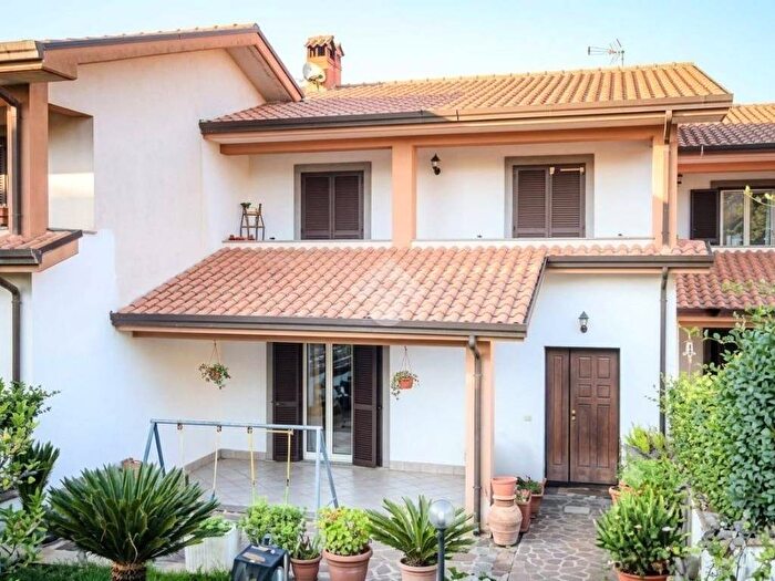 Casa trilocale in vendita in Via Aldo Moro, Centro, Gallicano nel Lazio